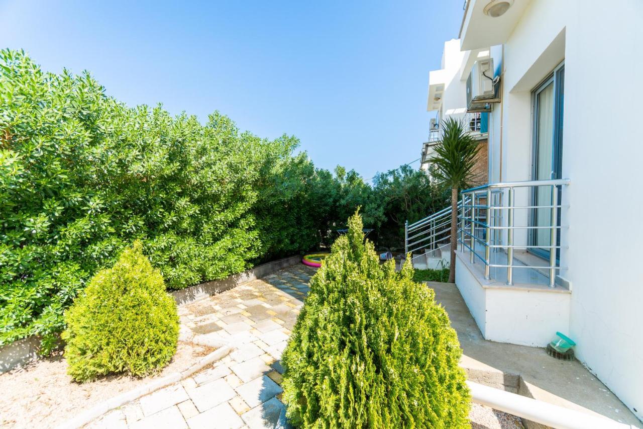 Beautiful & Quiet Two-Bedroom Apartment With Private Garden Lukomorye C1 Kyrenia  Exterior foto